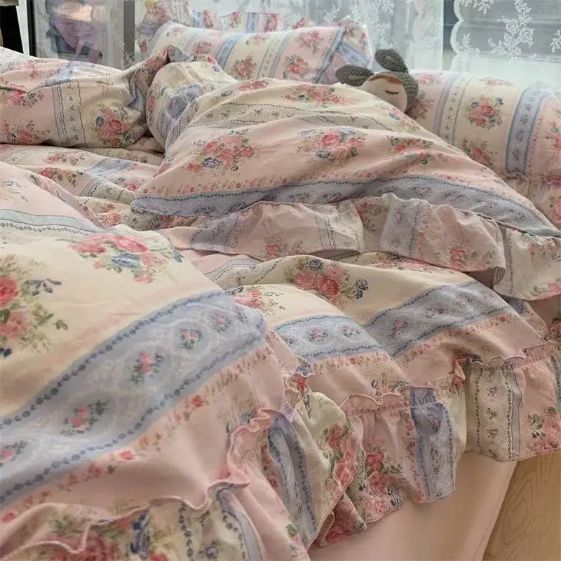 Aesthetic Floral Duvet Cover - Комплект постельного белья принцессы с цветочным
